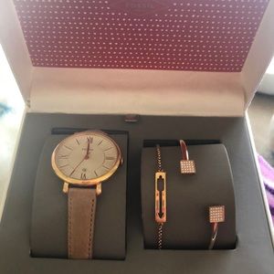 Fossil Women’s Watch with Bracelet